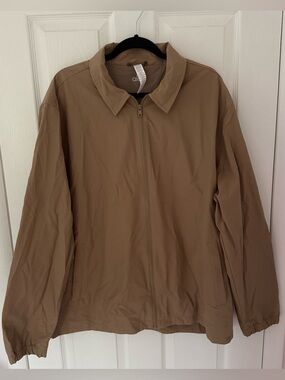 Mens ALO Yoga Tan Torrent Overshirt Size XL